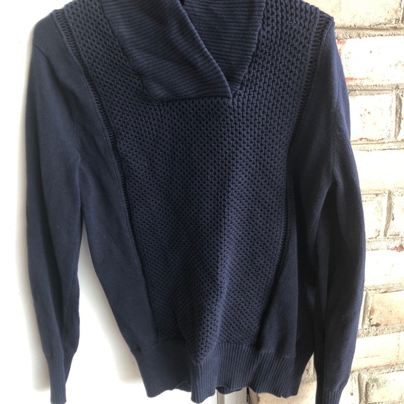 Men’s Sweater - Picture 2 of 2